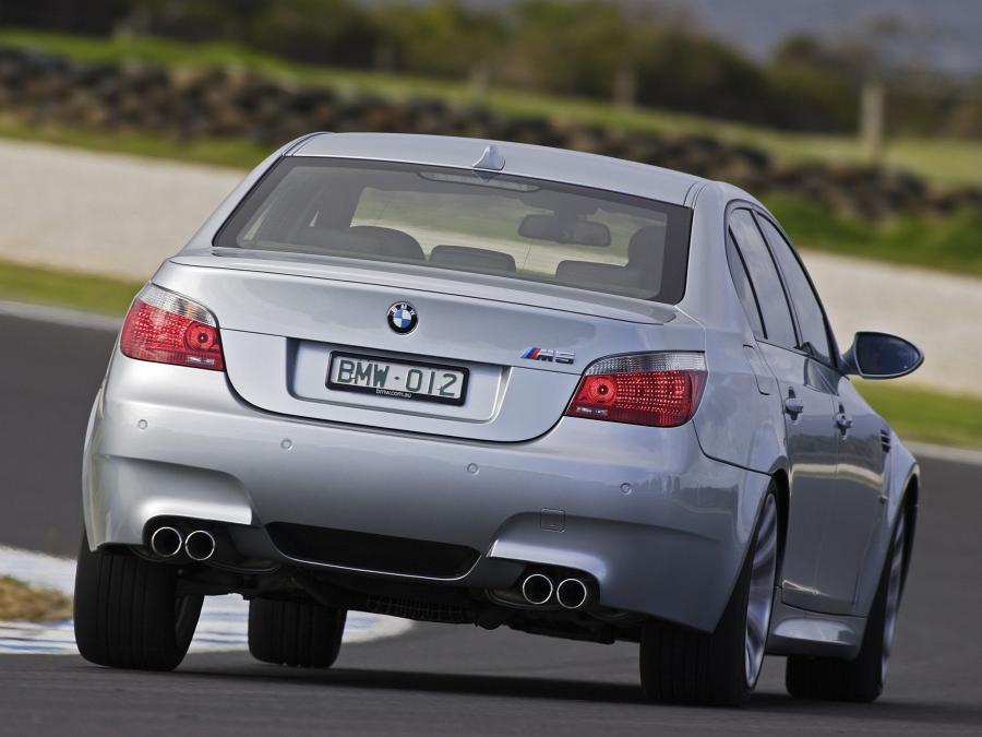  BMW M5 2005 года  (AU) (фото 3 из 12)